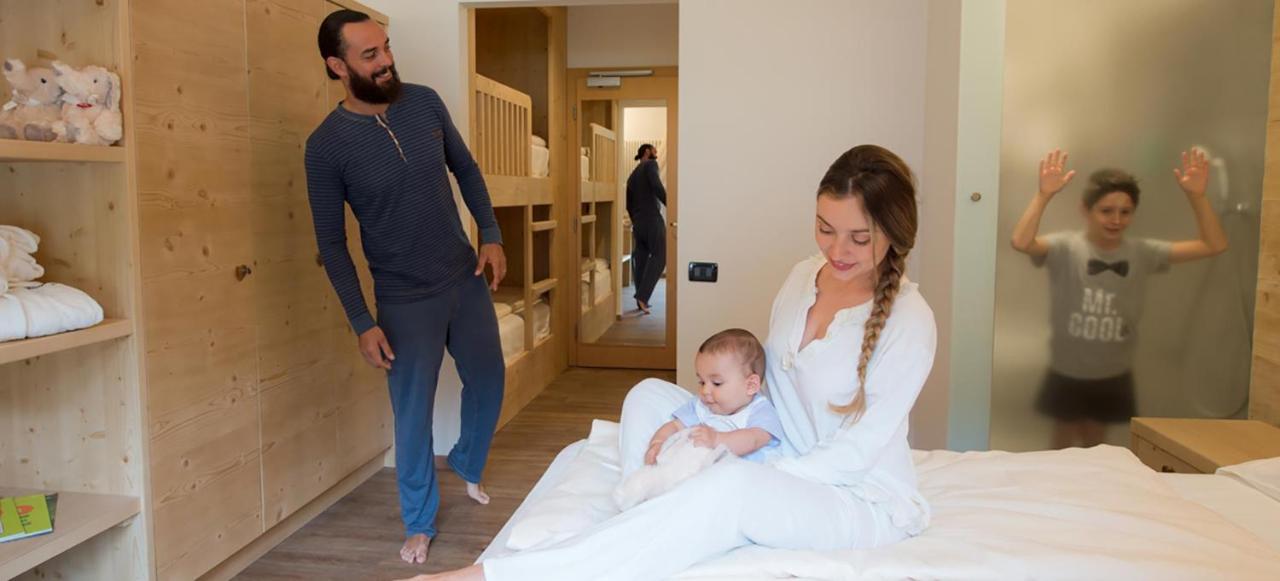 Ravelli Sporting Hotel Mezzana  Eksteriør billede
