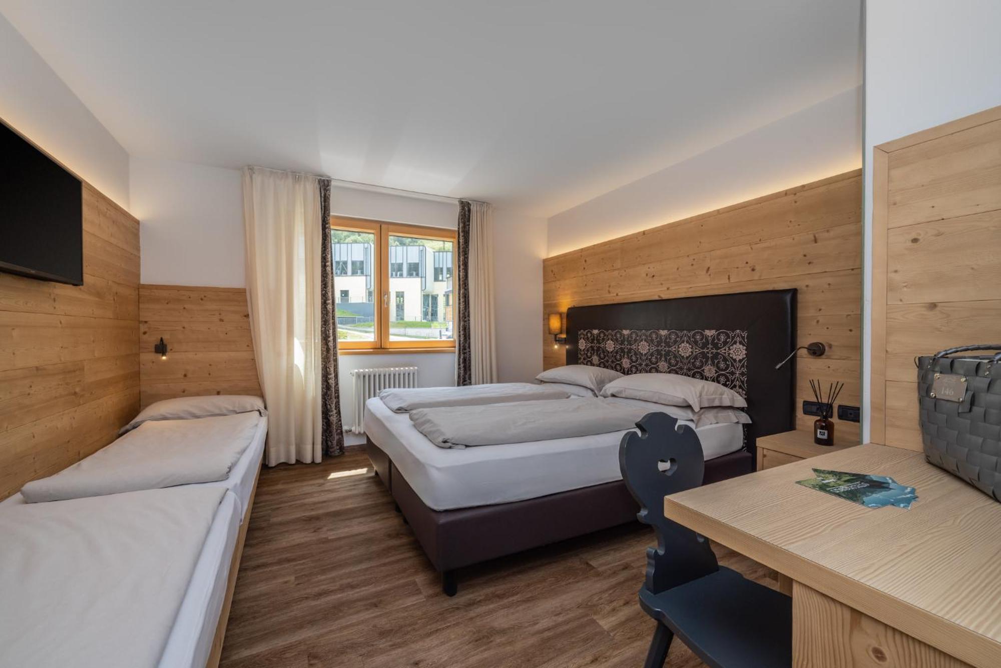 Ravelli Sporting Hotel Mezzana  Eksteriør billede