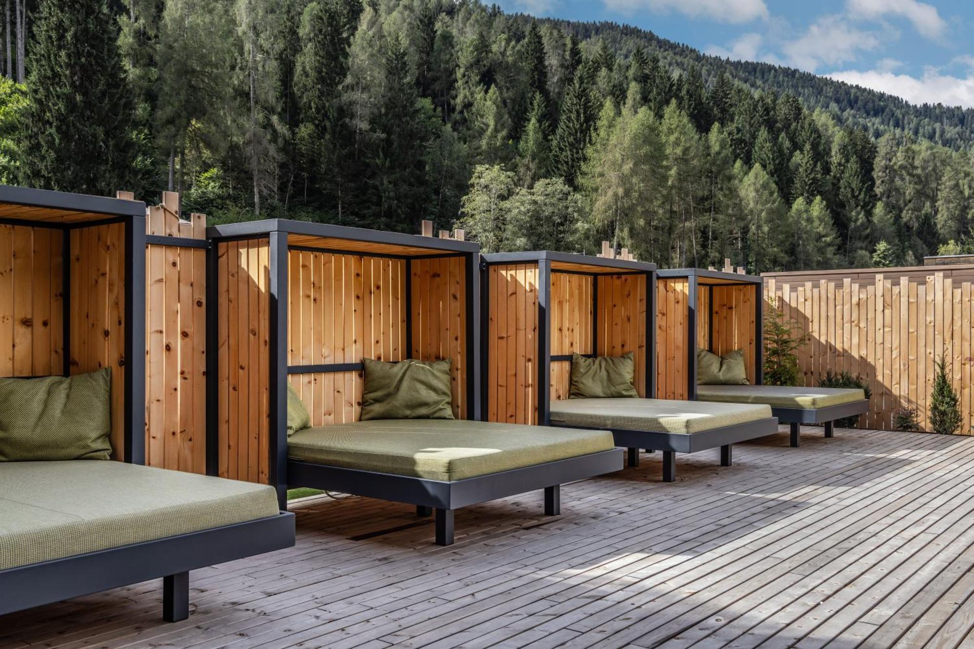 Ravelli Sporting Hotel Mezzana  Eksteriør billede